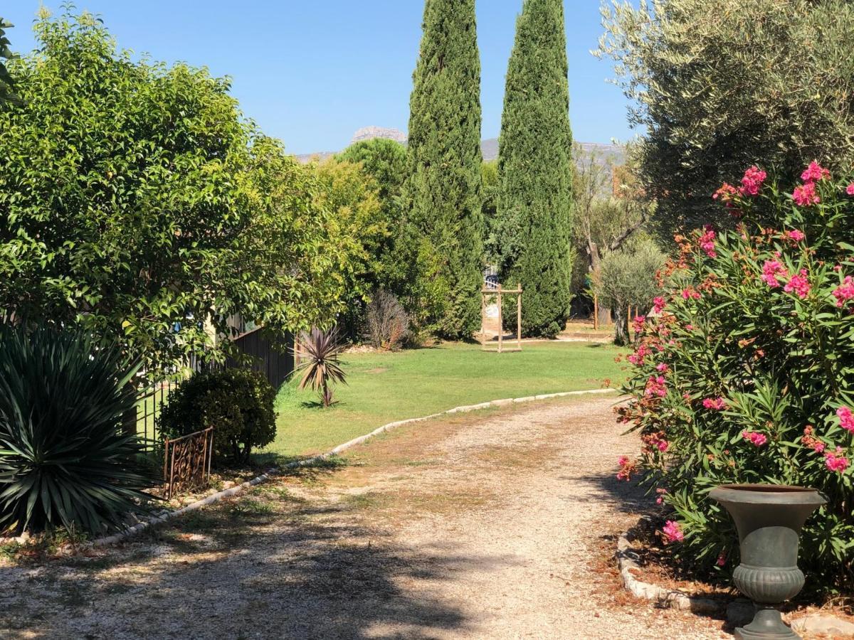 Authentique Mas Provencal Gemenos Βίλα Εξωτερικό φωτογραφία